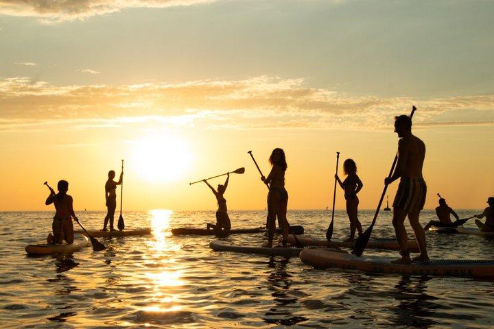 Sunrise Paddle Surf & Photos in Barcelona