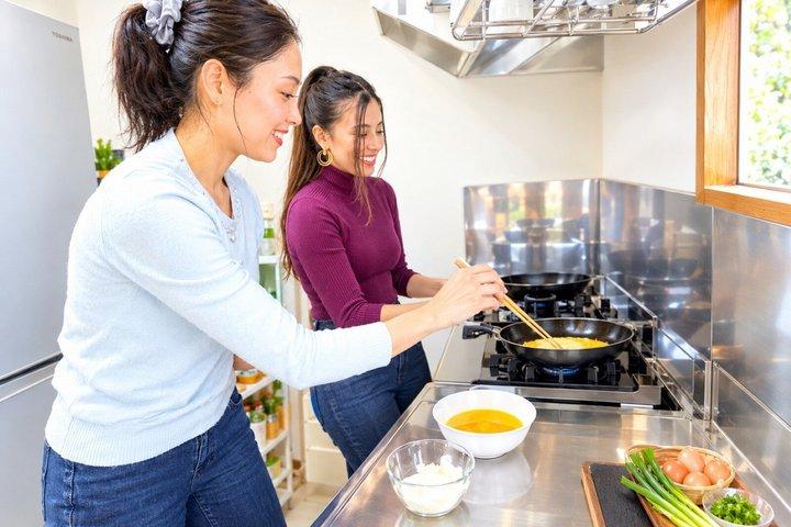ショートホームステイ：料理して楽しむ日本語の家庭料理