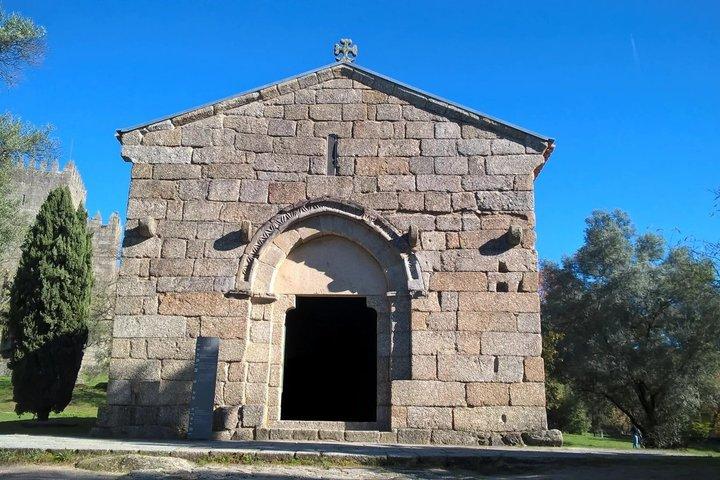 Guimarães Portugal Walking Tour with Audio Guide and Quiz
