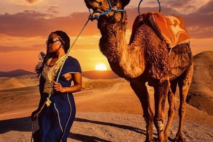 Agafay Desert Quad, Camel Ride & Dinner Show vanuit Marrakech