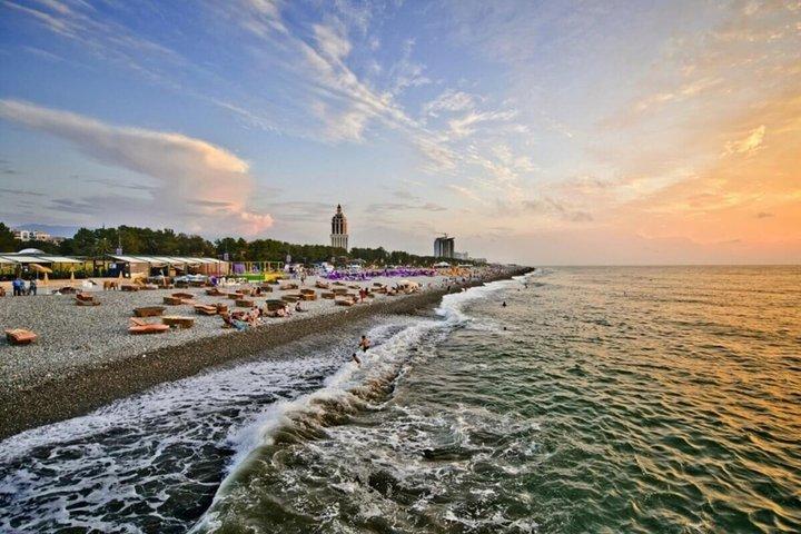 クタイから出発するバトゥミ海岸と名所の日帰りツアー