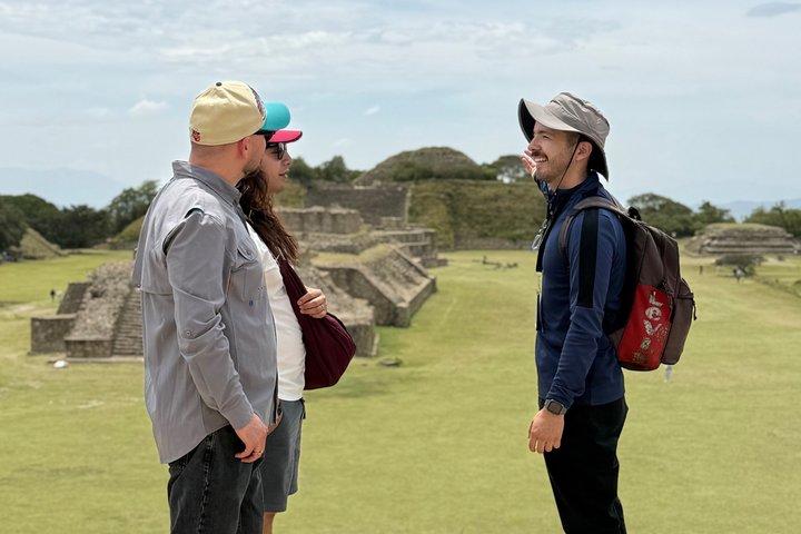 Monte Albán Morning Half-Day Tour –Small Group, Transport & Guide