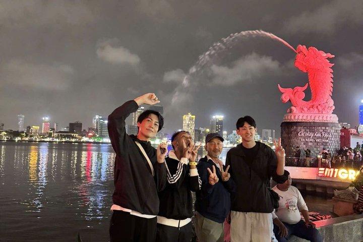 ハノイ川クルーズ付きプライベートダナン夜のバイクツアー
