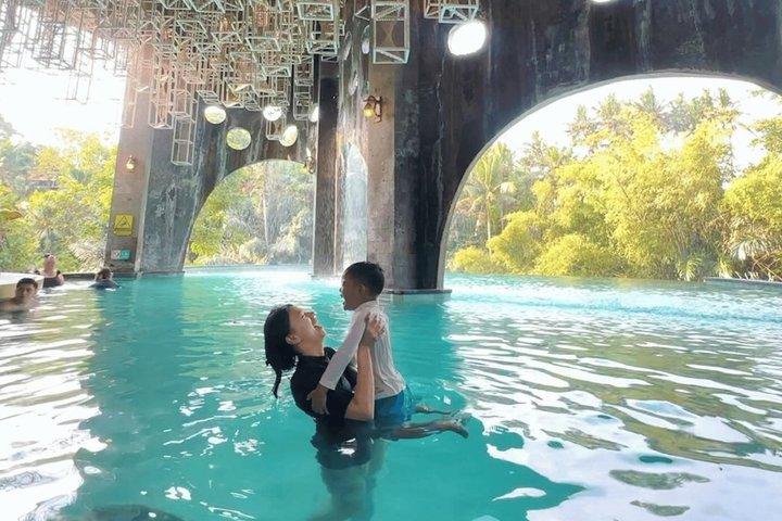 バリ島UTVバギーラフティングチューブアドベンチャーとインフィニティプール