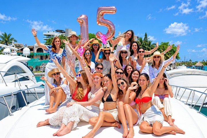 カンクンでのプライベート ラグジュアリー ヨット 55 フィートのレンタル