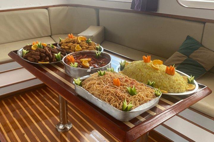 オレンジベイ島シュノーケリング旅行（送迎、ランチ付きなど）