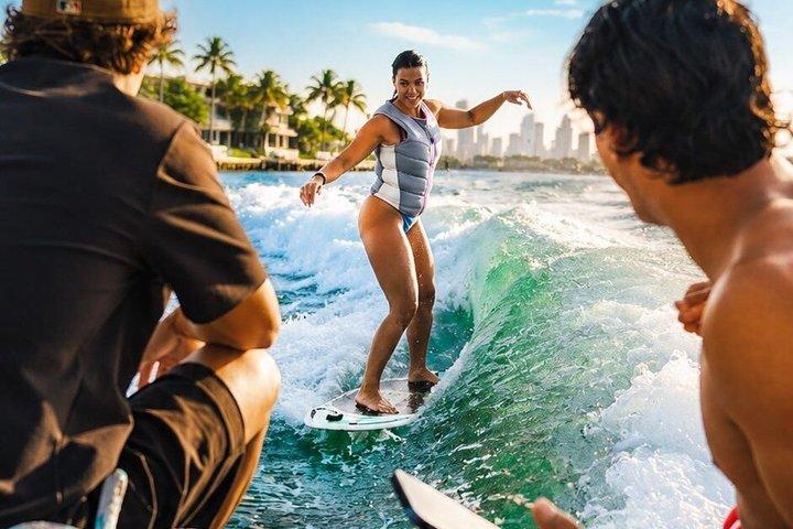 Miami Wakesurf e crociera in barca Skyline