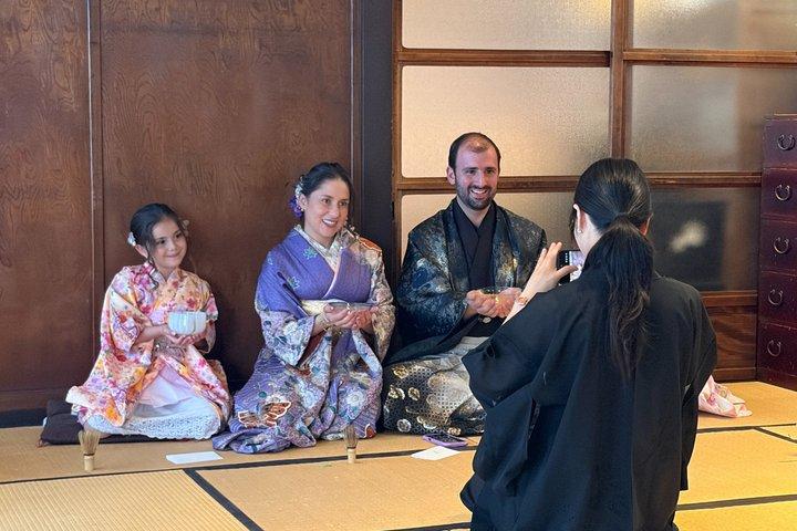 京都の茶道瞑想 茶人と一緒に抹茶を
