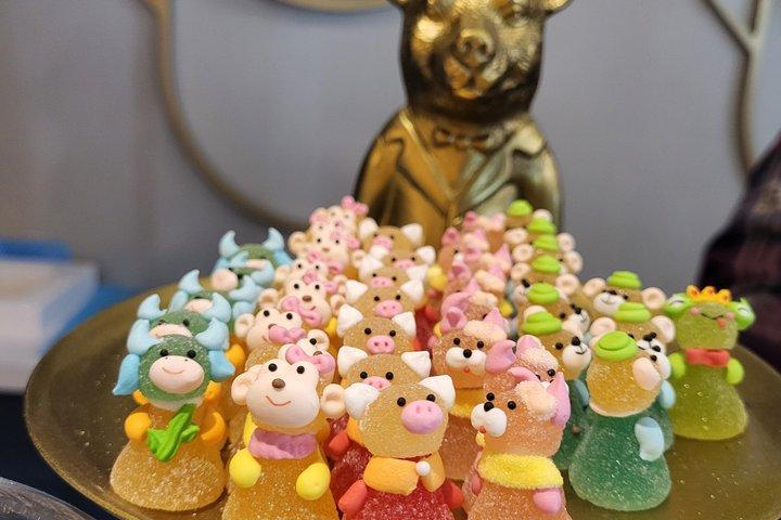 ゴールデン チケット ツアー ウォーキング フード ツアー