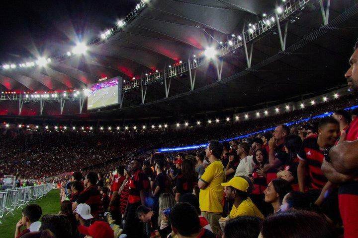 マラカナンスタジアムでのサッカー観戦（チケット、ガイド、送迎込み）