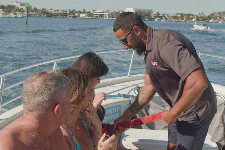 Ocean Parasailing Adventure In フォートローダーデール, FL