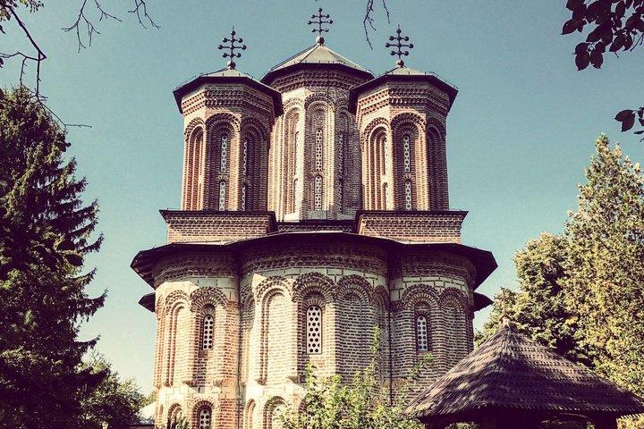 3 Days in Bucharest & Wallachia: Hidden Gems & Local Traditions