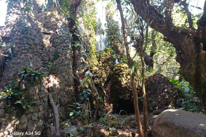 チェンマイのスティッキーウォーターフォール、ビッグパゴダ、エンジェルズランド