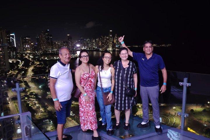 Night Tour in Panama City + 360° views