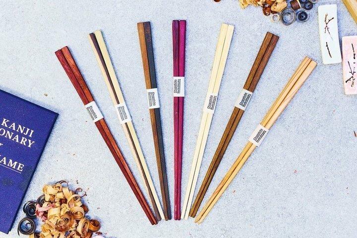 Taller de fabricación de palillos en Kyoto Arashiyama en español