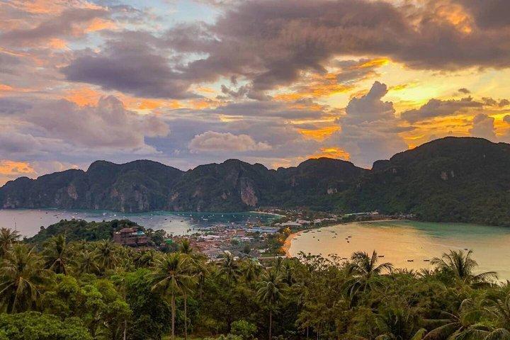 カタマランによるプーケット、ピーピ、カイ諸島シュノーケリングツアー