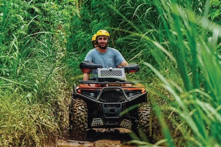 バリ島プライベートATVアドベンチャーとトラガ・シンガ水泳パッケージ