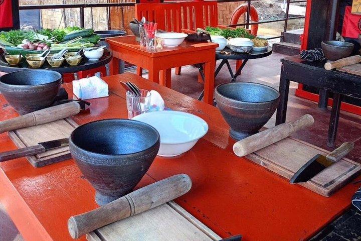 Mekong River Lao Cooking Class with Market Visit