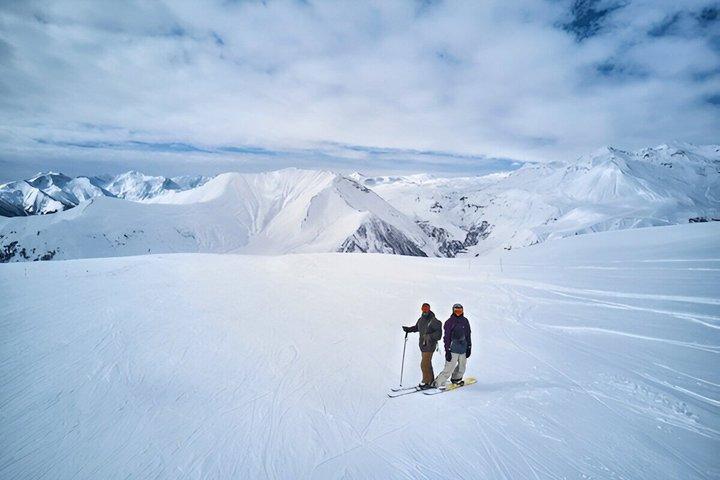 From Tbilisi to Gudauri Winter tour with Return Next Day Flexible
