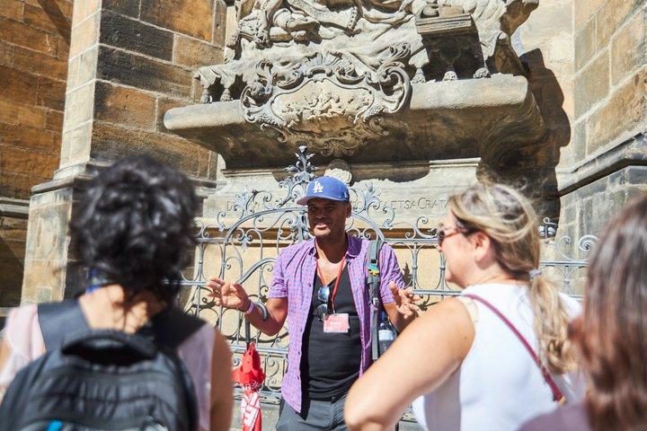 Praga Castelo e Charles Bridge Tour com Opção Interior