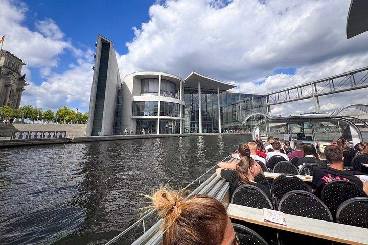 Berlin Spree River City Highlights Sightseeing Cruise