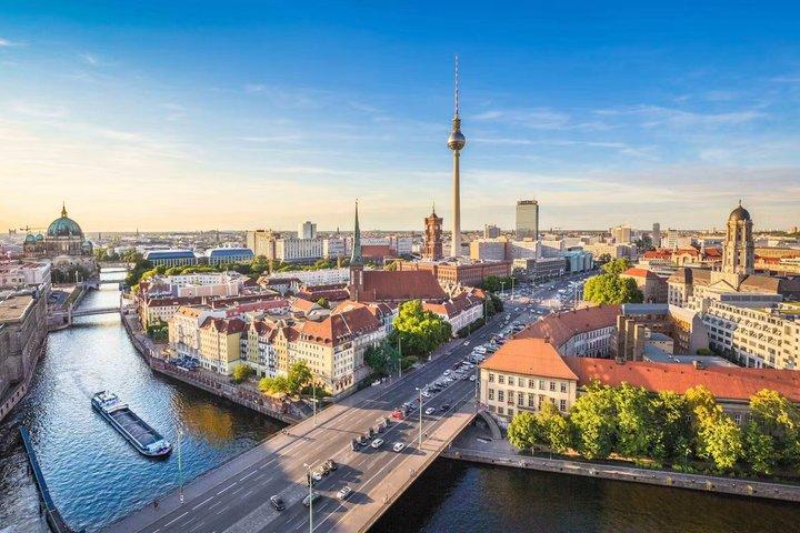 Berlin Spree River City Highlights Sightseeing Cruise