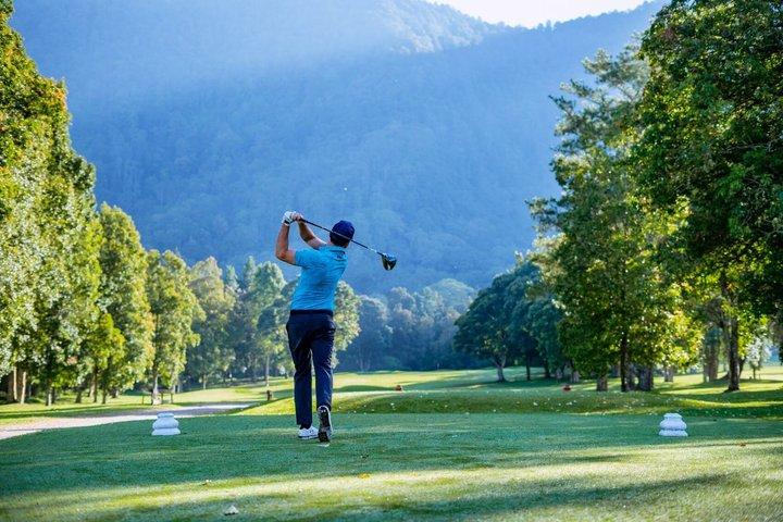Handara Golf Ervaring 18 holes en Ulun Danu Tempeltour in Bali