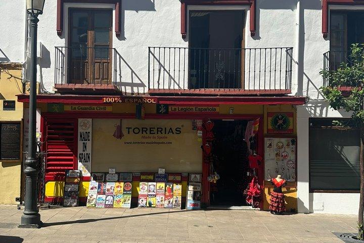 マルベーリャ闘牛場からのプライベート・ロンダ日帰り旅行：タパスとドリンク