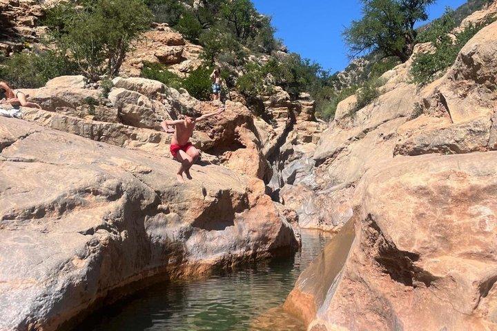 Hiking Beyond Paradise Valley