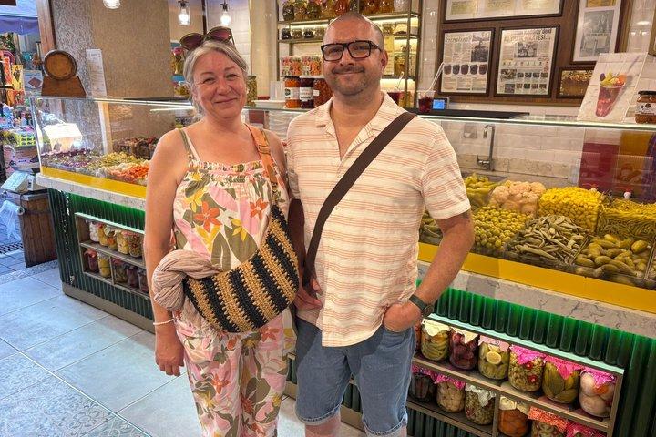 イスタンブールフードエスケープ：アジア側の味へのフェリー