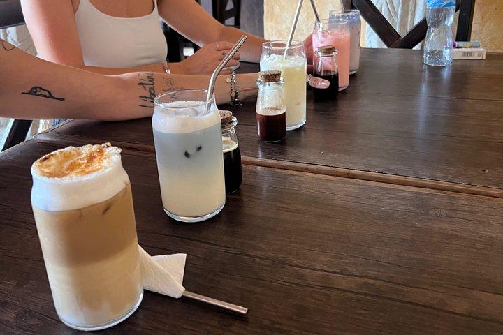 コーヒー好きのためのアンティグアでのシグネチャーラテ試飲体験