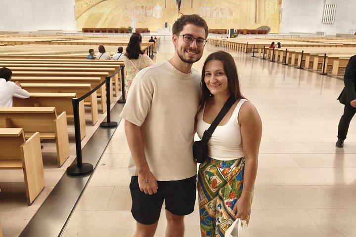 ファティマ ミラデール洞窟、オビドス村、城への日帰り旅行