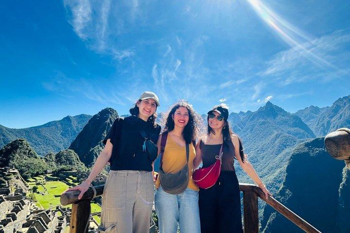 Machu Picchu Experience with Official Ticket Bus and Guide