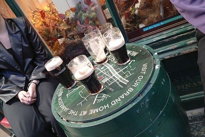 ダブリン プレミアムギネス試飲ツアー(現地ガイド付き)
