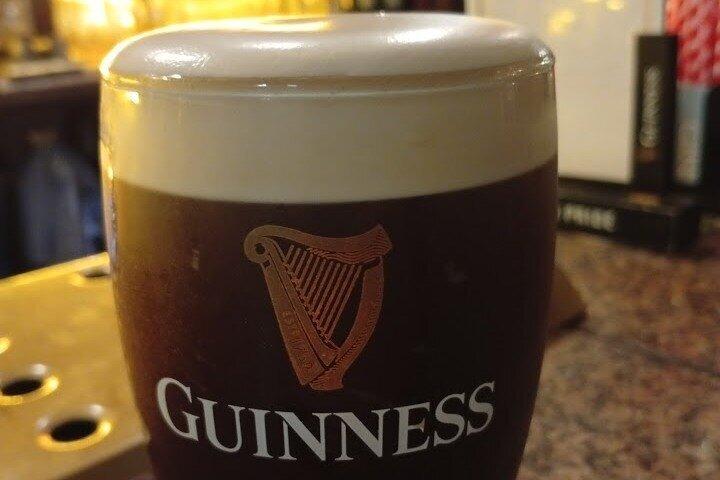ダブリン プレミアムギネス試飲ツアー（現地ガイド付き）