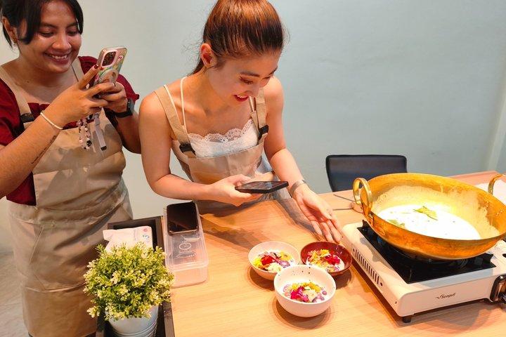 Corso tradizionale di preparazione dei dolci thailandesi a Bangkok