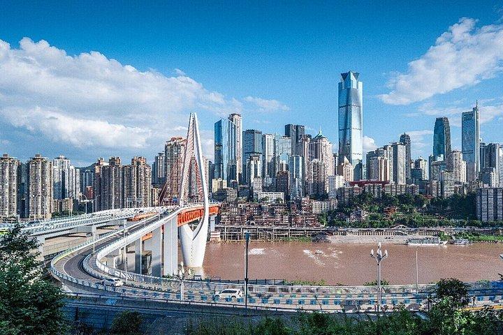 古代の岩彫刻とホンヤ・ドンプライベートツアー