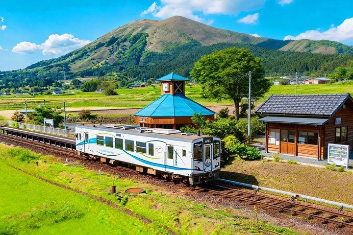 九州 : 阿蘇火山、草原、温泉、阿蘇神社日帰りツアー