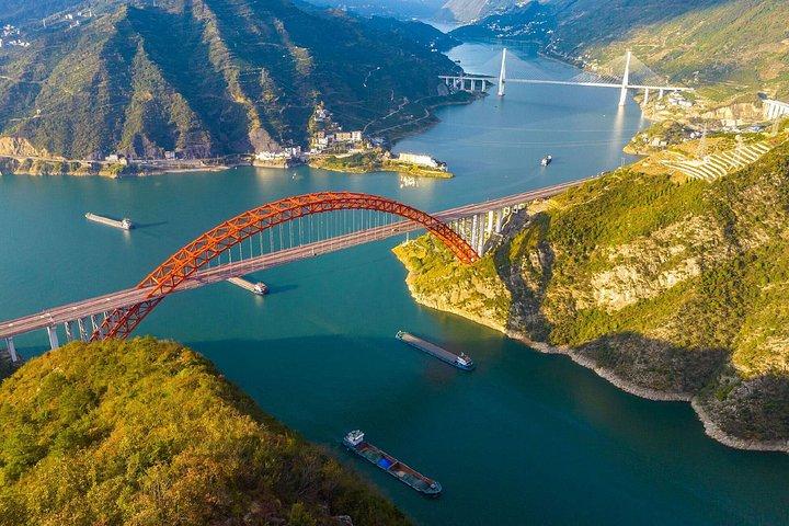 揚子江三峡のベスト2日間プライベートツアー