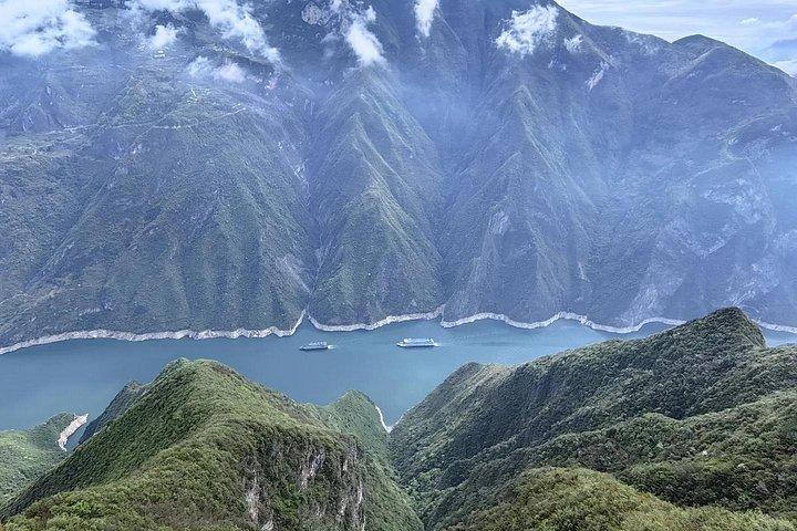 揚子江三峡のベスト2日間プライベートツアー