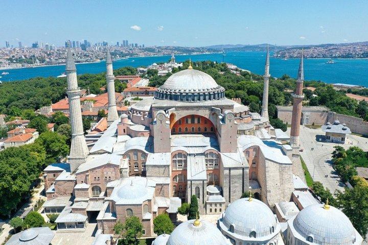 PREMIUM Istanbul Old City Tour: Expert-Led Experience