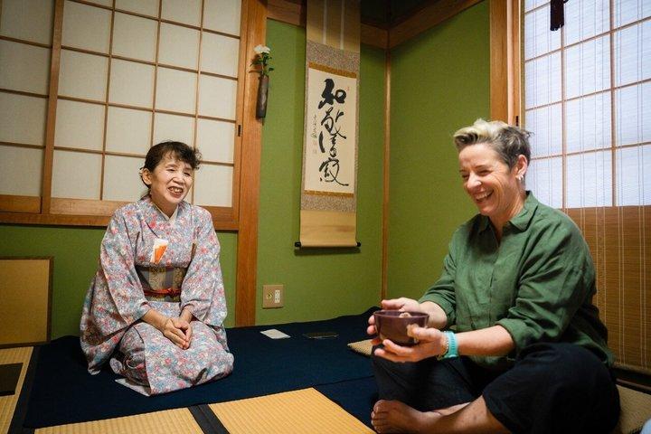 京都：小さな茶室で茶道体験