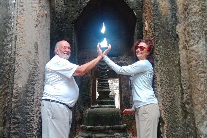 Full Day Banteay Srei and Sunset Temple Tour