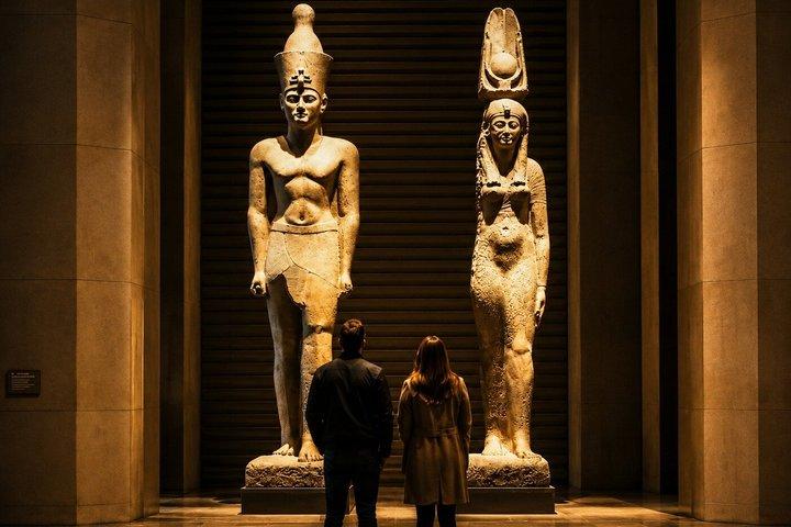アレクサンドリア港から大エジプト博物館とギザのピラミッドツアー