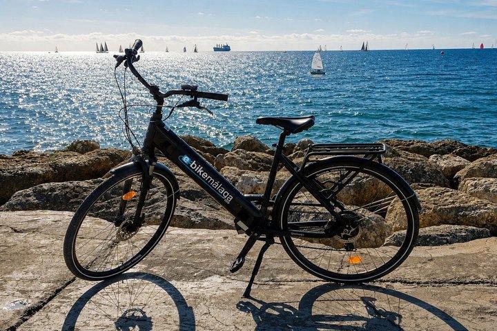 マラガEバイクツアー（終日Eバイクレンタル付き）