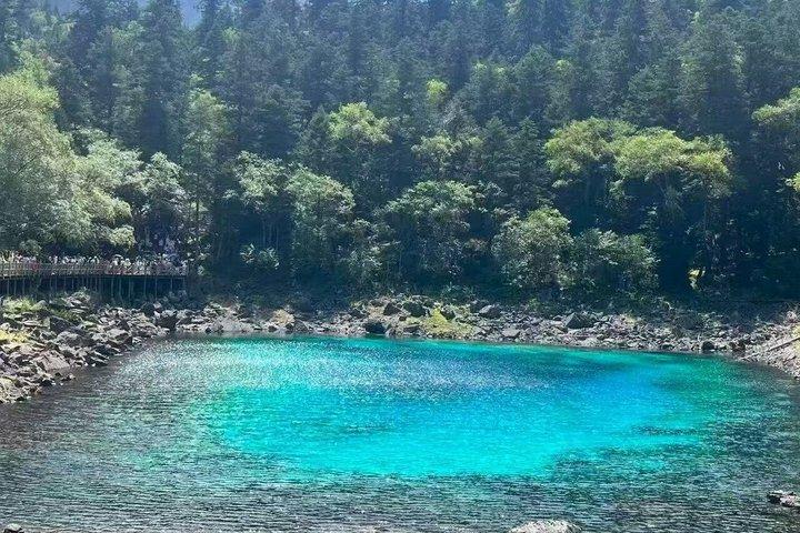Jiuzhaigou One Day Tour from Chengdu by High Speed Train