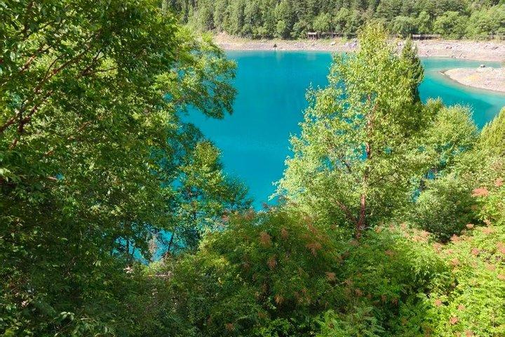 Jiuzhaigou One Day Tour from Chengdu by High Speed Train