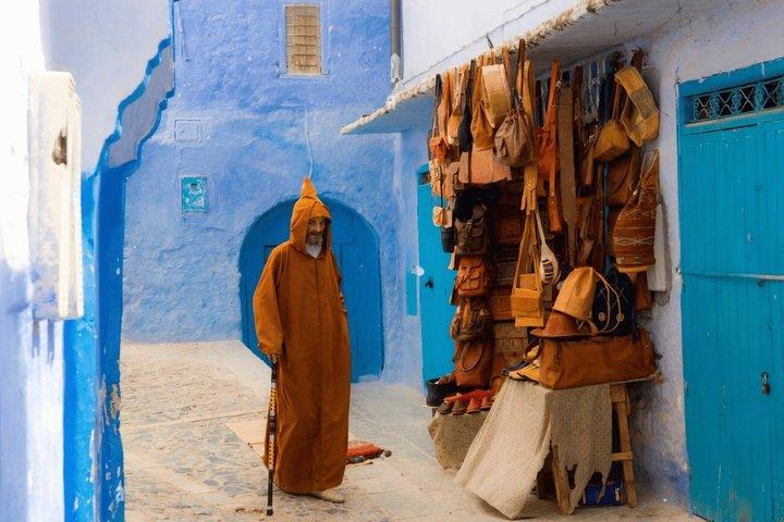 Excursión de un día a Chefchaouen en tren de alta velocidad desde Casablanca