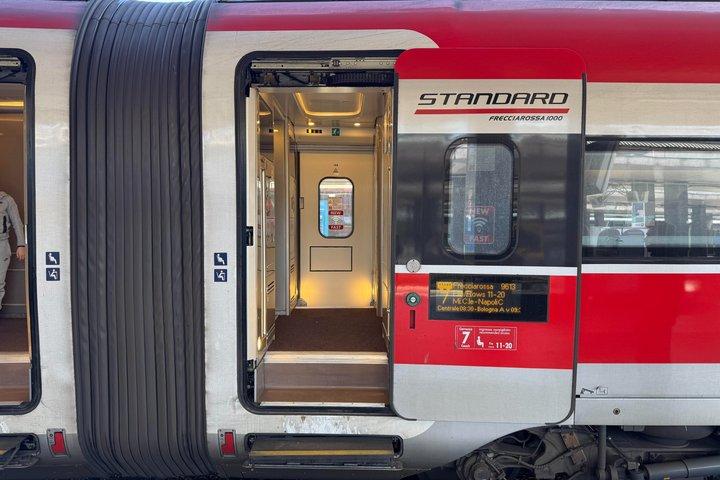 ローマからフィレンツェへの高速列車と食事、ウフィツィ美術館