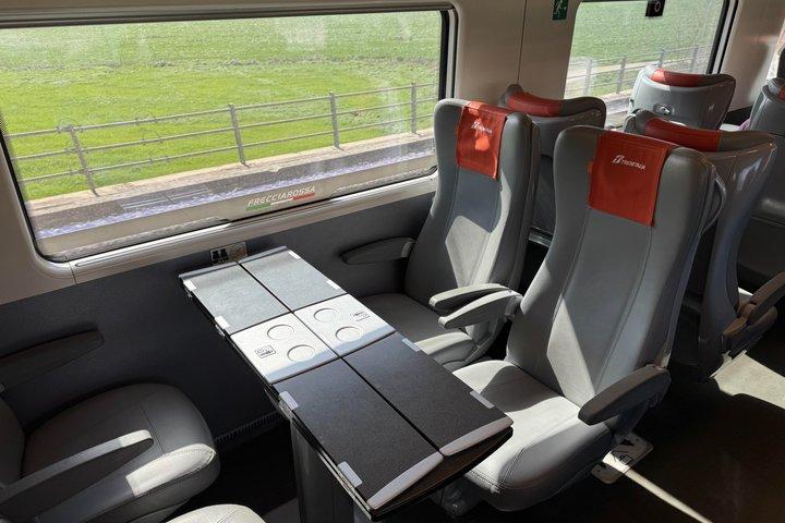 ローマからフィレンツェへの高速列車と食事、ウフィツィ美術館